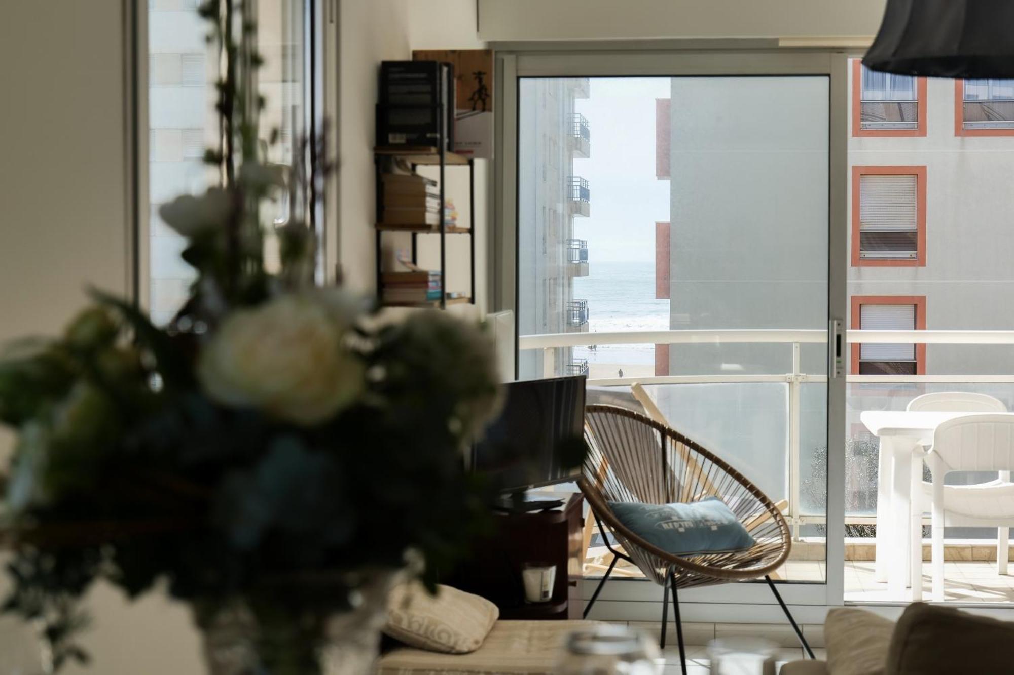 Joli Appartement Idealement Situe A Deux Pas De La Grande Plage - 4 Pers Les Sables-dʼOlonne Exteriör bild