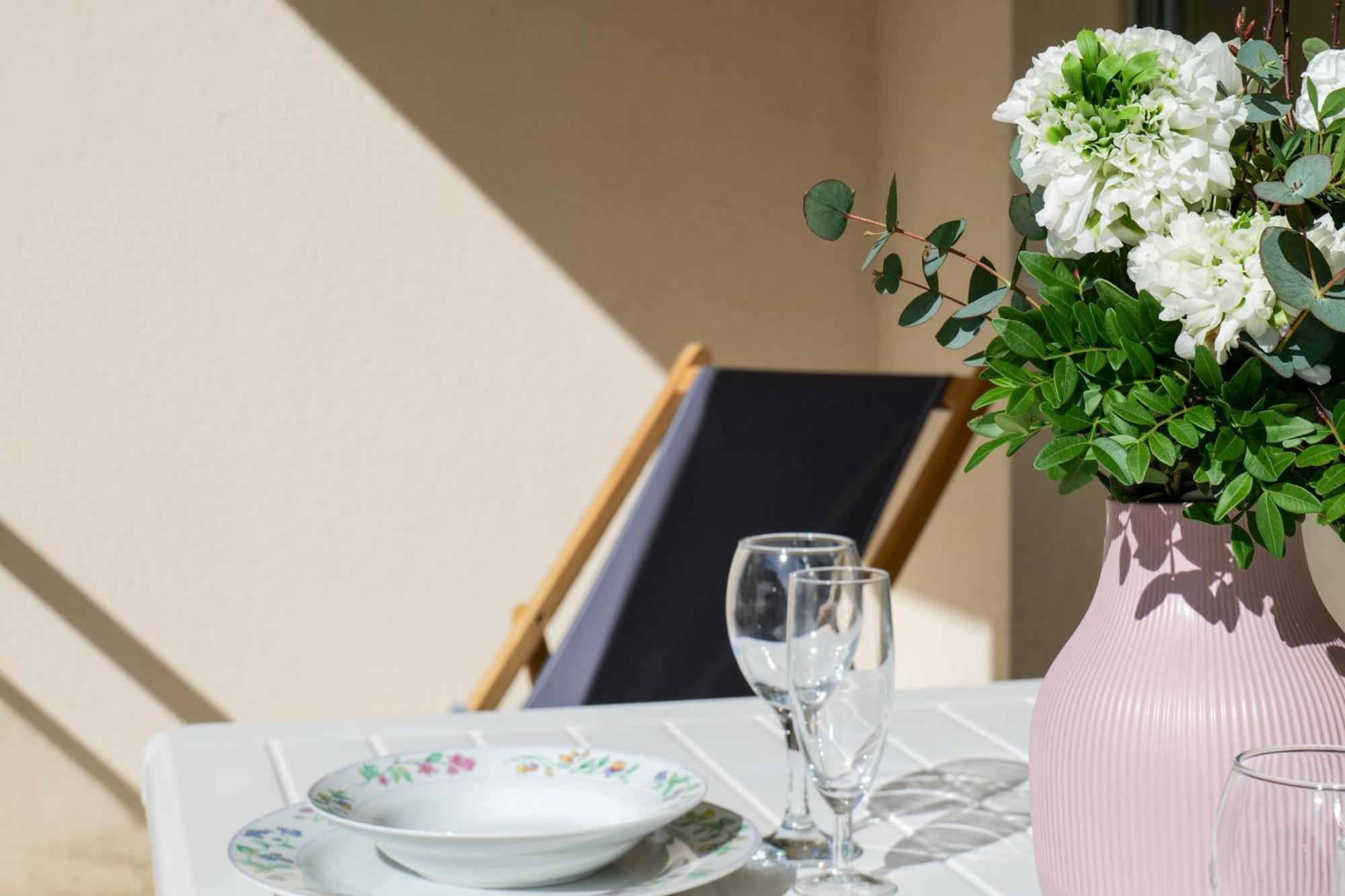 Joli Appartement Idealement Situe A Deux Pas De La Grande Plage - 4 Pers Les Sables-dʼOlonne Exteriör bild